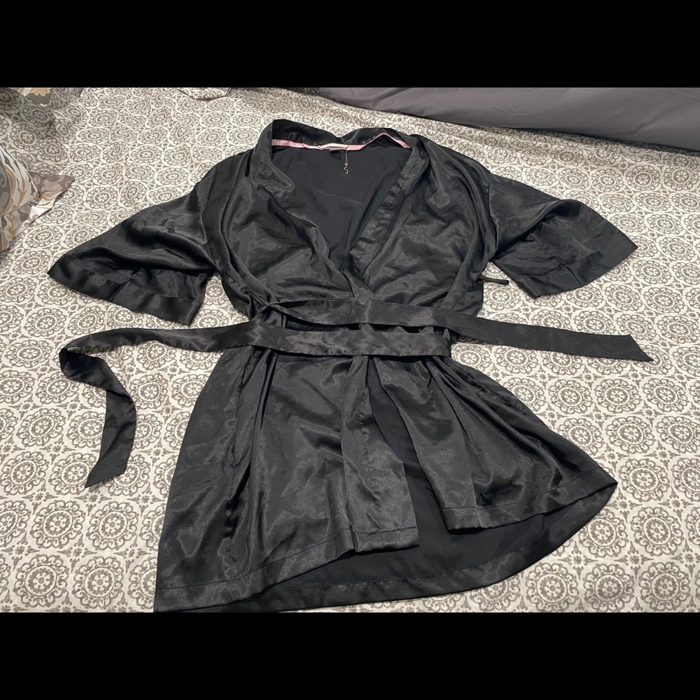 Victoria Secret Satin Robe - Picture 2 of 4